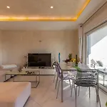 Rippl Ii Aparthotel 4*