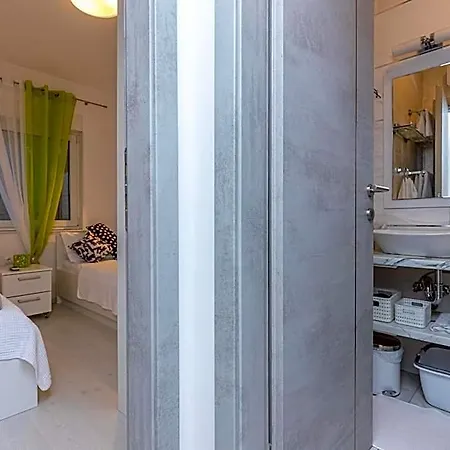 Rippl Ii Aparthotel