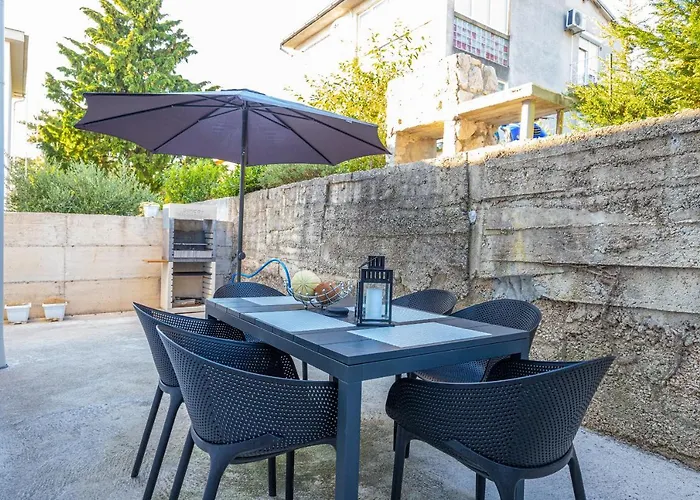 Rippl Ii Aparthotel 4*