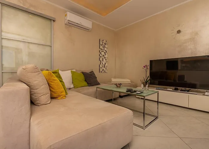 Rippl Ii Aparthotel Crikvenica